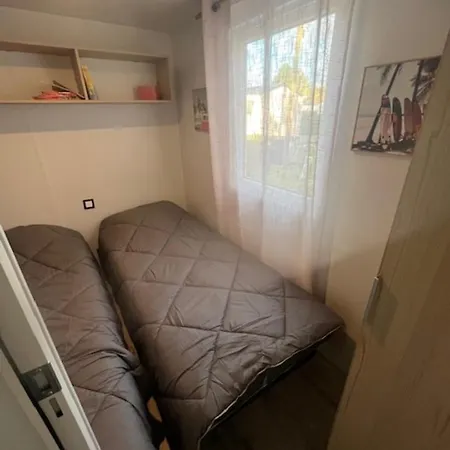 La 4 étoiles Emplacement C41 3ch 1sdb 6 Personnes Appartement *