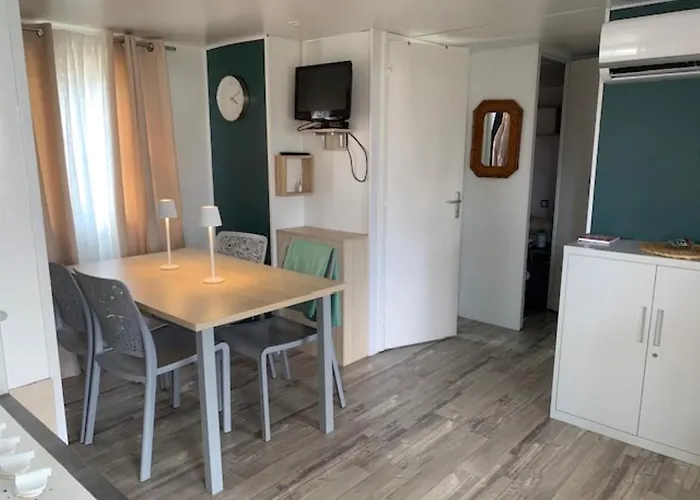 La 4 Etoiles Emplacement C41 3ch 1sdb 6 Personnes 미미장플라주